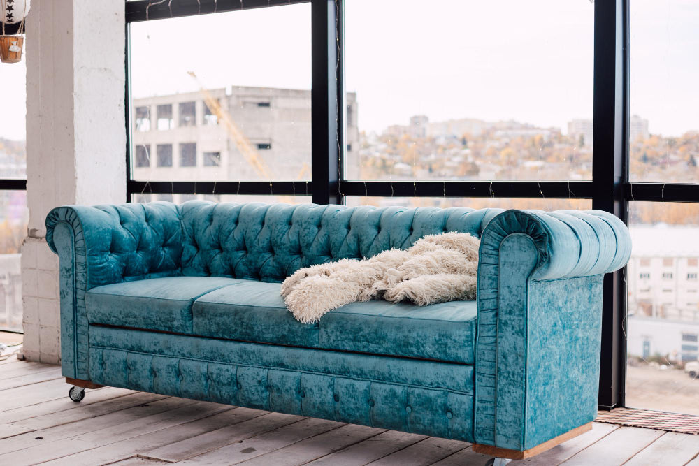 Blue Velvet Couch Ideas That Bring Style and Warmth to Your Home