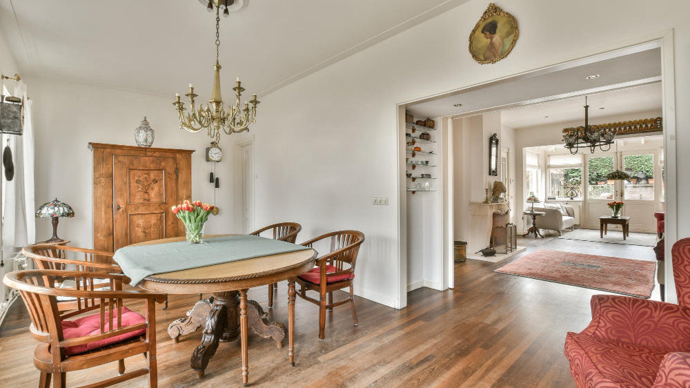 Best Sofa Configuration for Hosting Dinner Parties