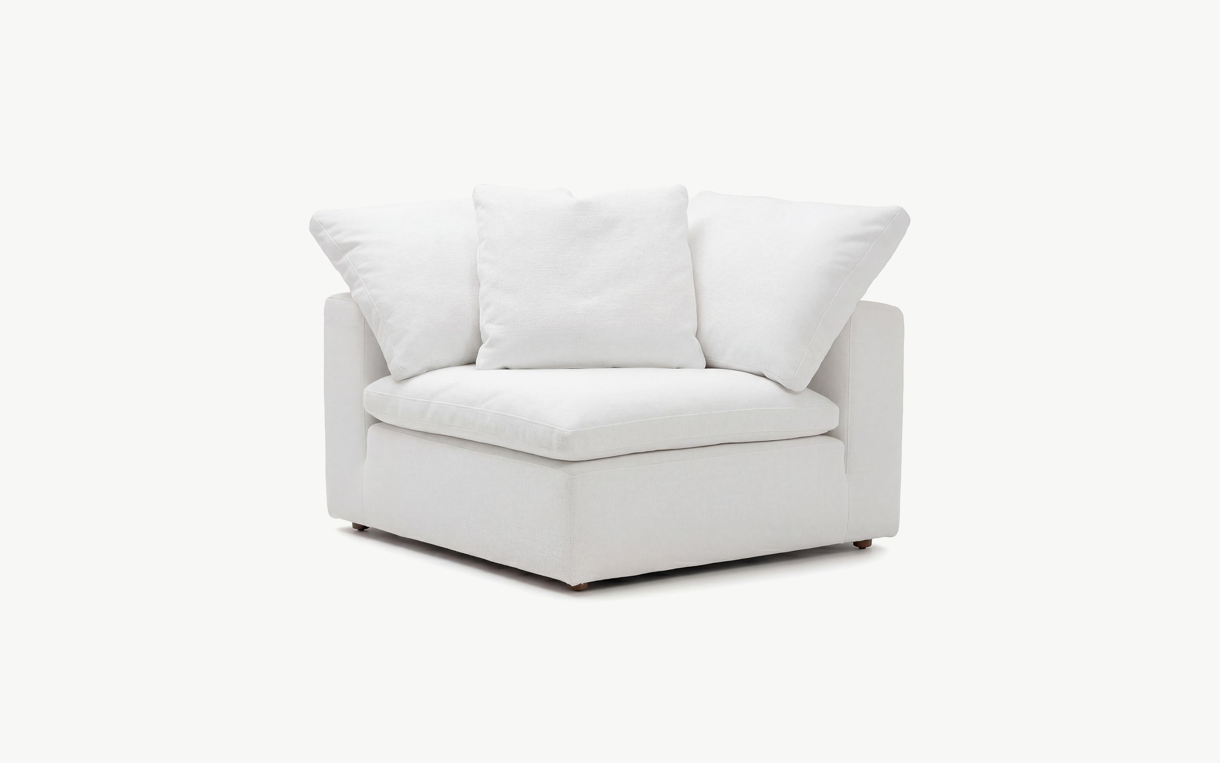 Corner sectional configured with chaise orientation