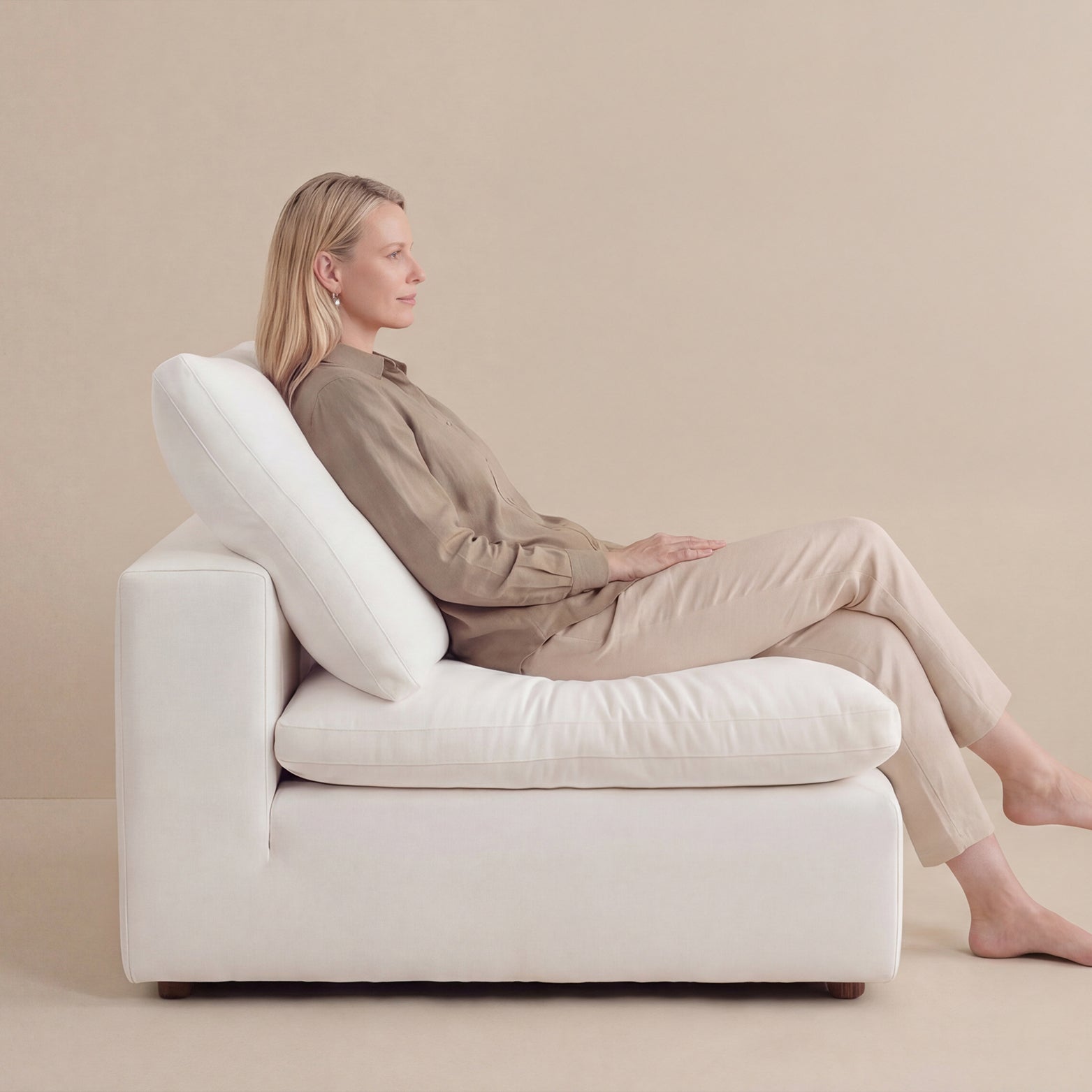 Best Sofas for Short People: Feet-on-the-Floor Picks